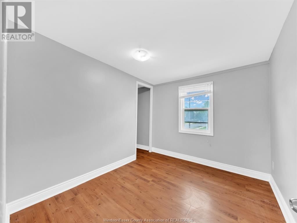 436 LOGAN AVENUE Image 15