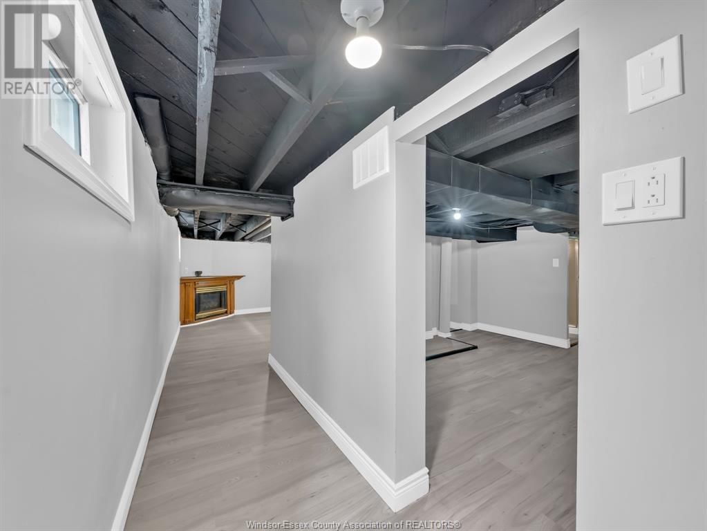 436 LOGAN AVENUE Image 20