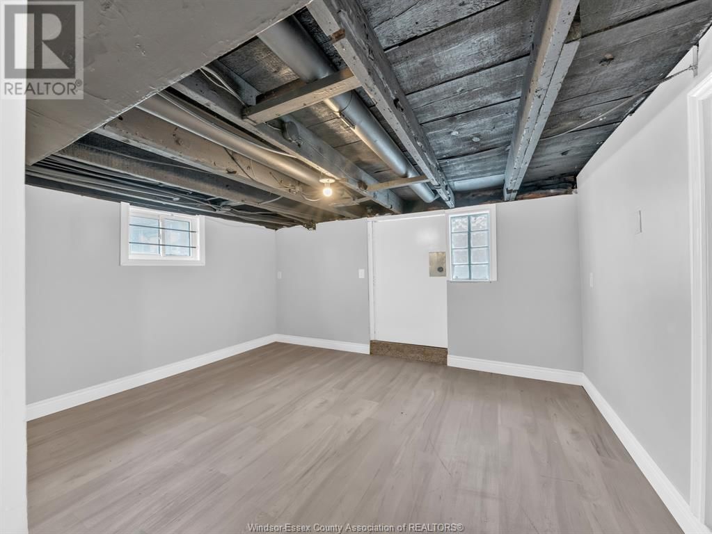 436 LOGAN AVENUE Image 23