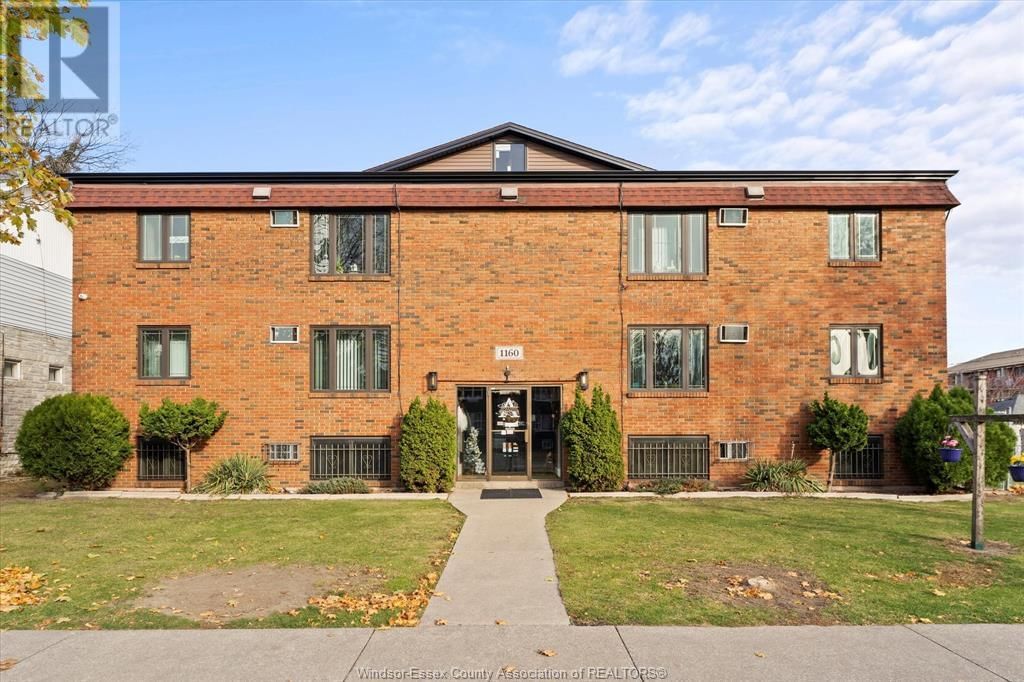 101 - 1160 HOWARD Image 1