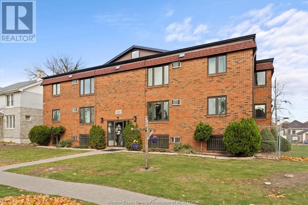 101 - 1160 HOWARD Image 2