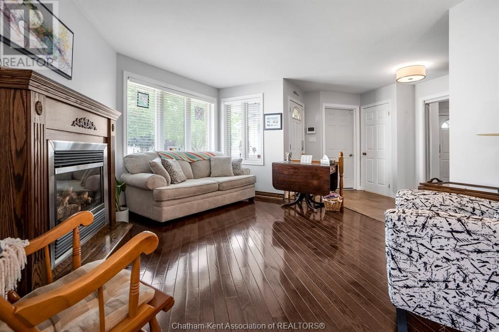 11 CROCUS COURT Image 4