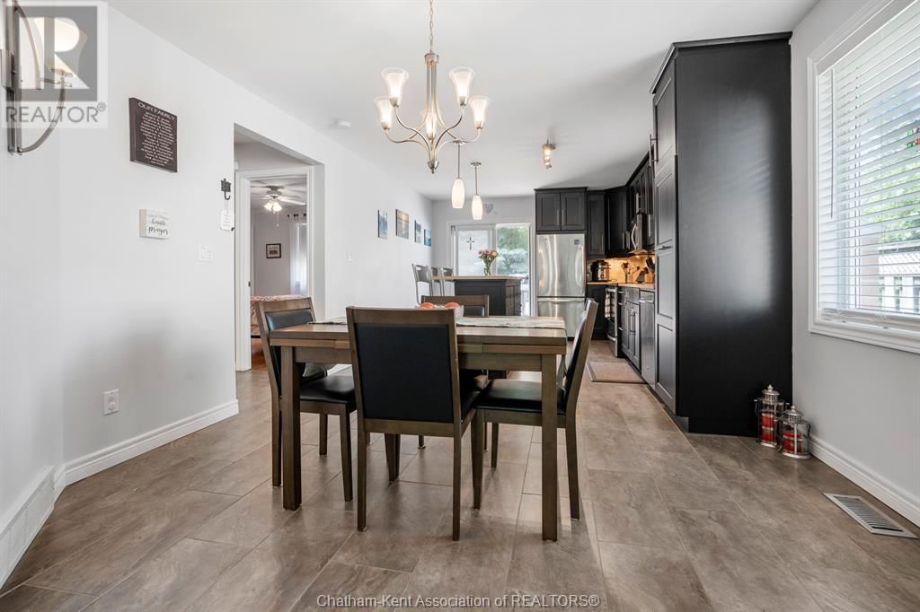 11 CROCUS COURT Image 5
