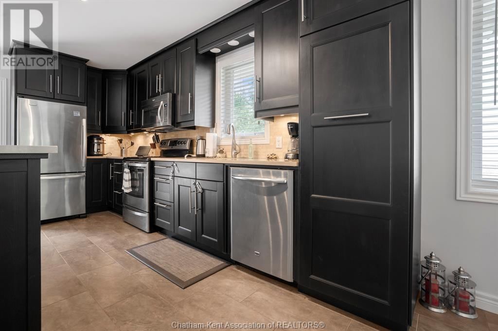11 CROCUS COURT Image 9