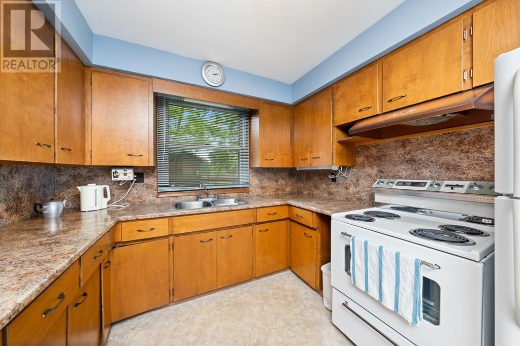 161 WILKINSON PLACE Image 17