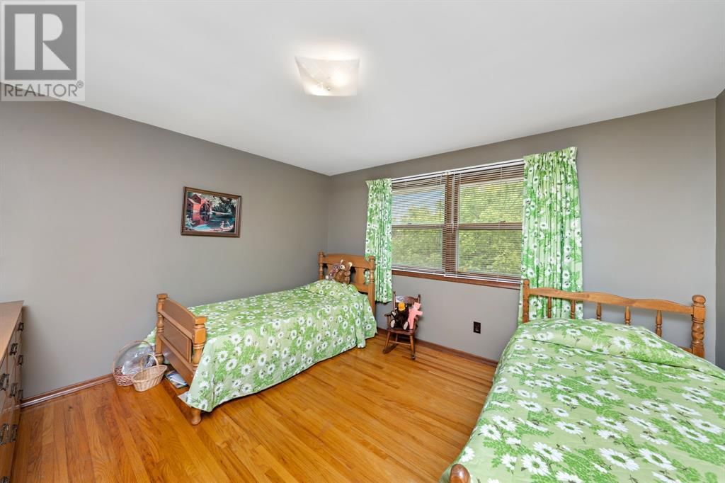 161 WILKINSON PLACE Image 24