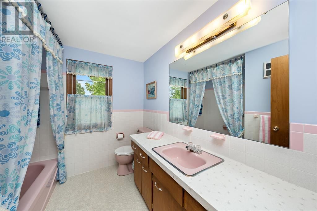 161 WILKINSON PLACE Image 28
