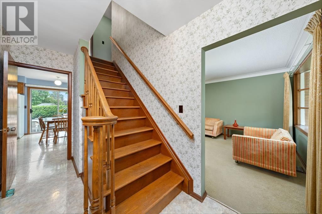 161 WILKINSON PLACE Image 31
