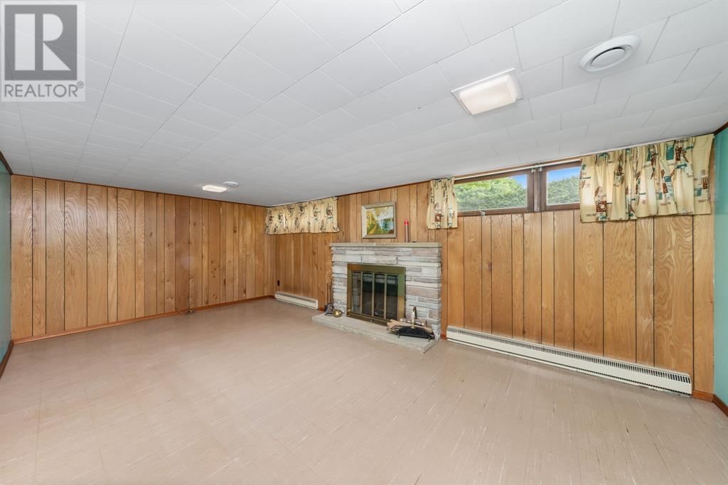 161 WILKINSON PLACE Image 32