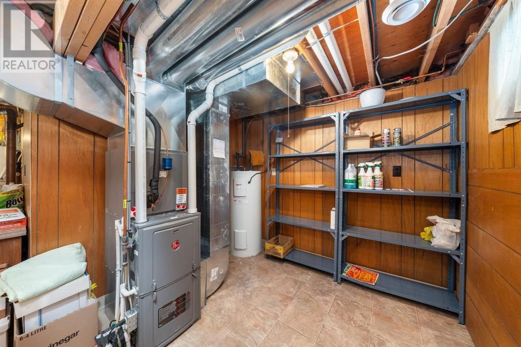 161 WILKINSON PLACE Image 36