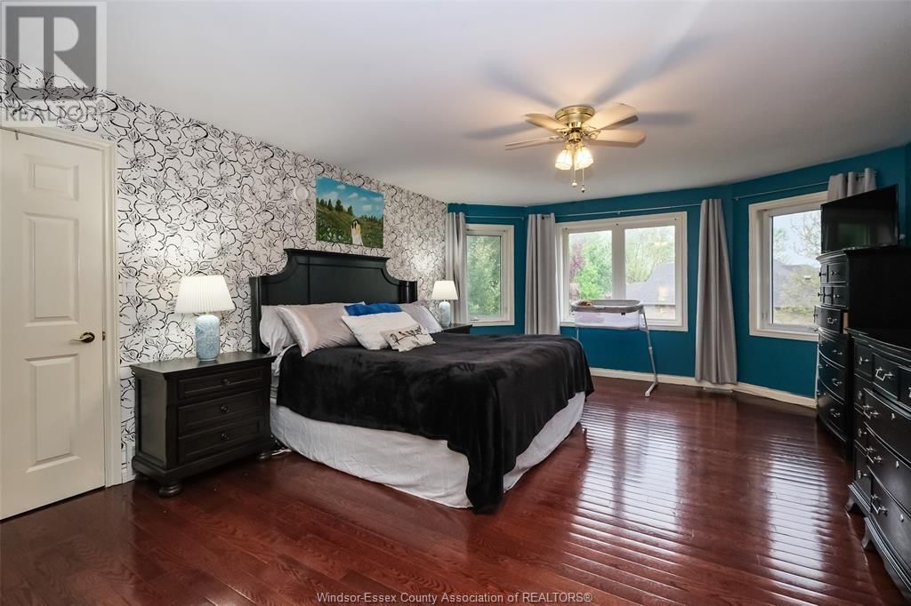 106 MARTIN DRIVE Image 22