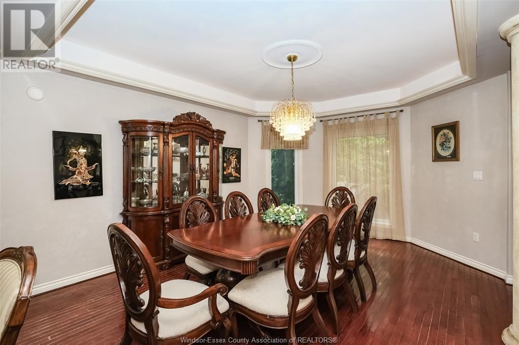 106 MARTIN DRIVE Image 9