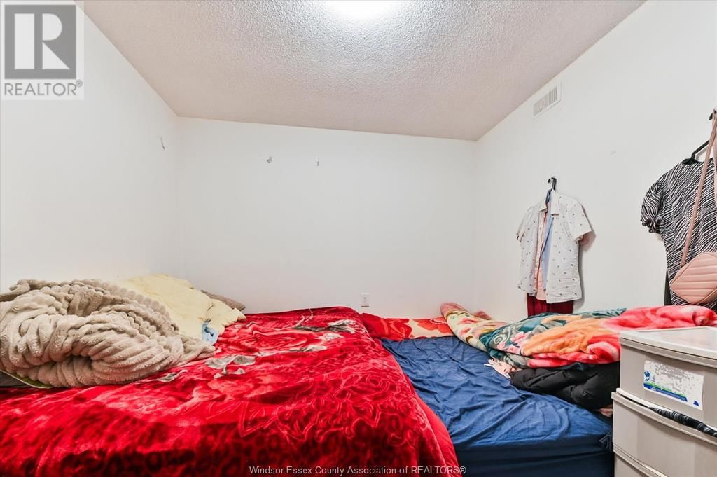 83 NORTHOVER STREET Image 26
