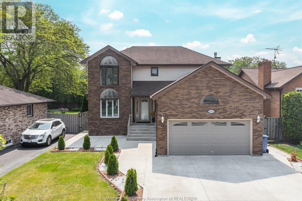 3169 CLEMENCEAU BOULEVARD Image 1
