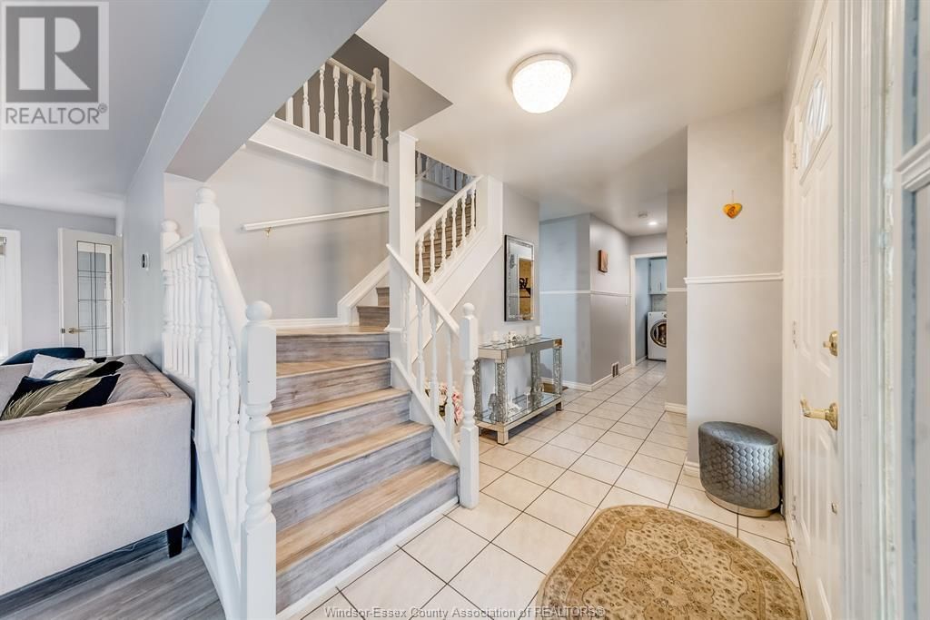 3169 CLEMENCEAU BOULEVARD Image 20