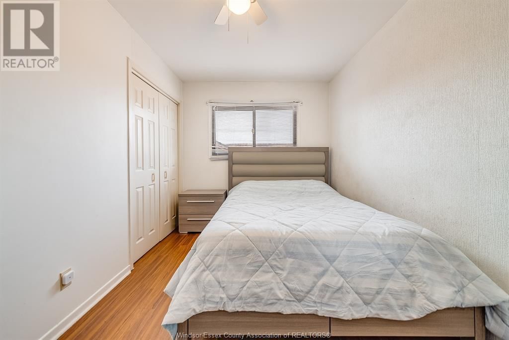 3169 CLEMENCEAU BOULEVARD Image 29