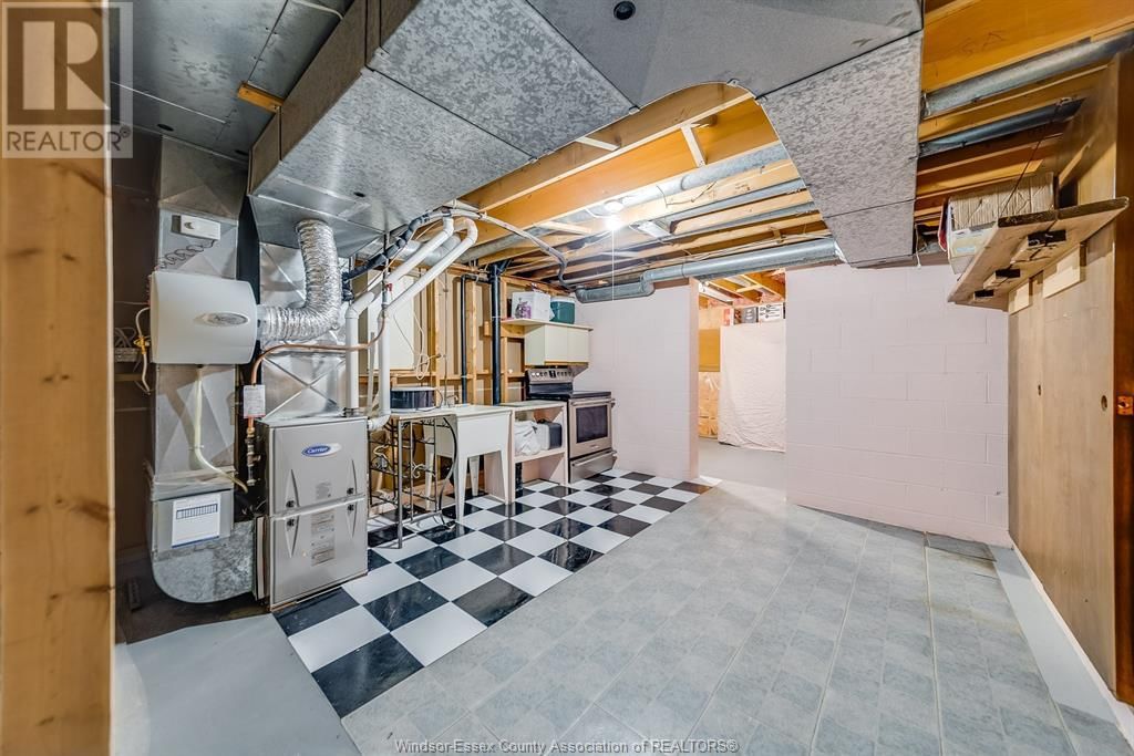 3169 CLEMENCEAU BOULEVARD Image 36