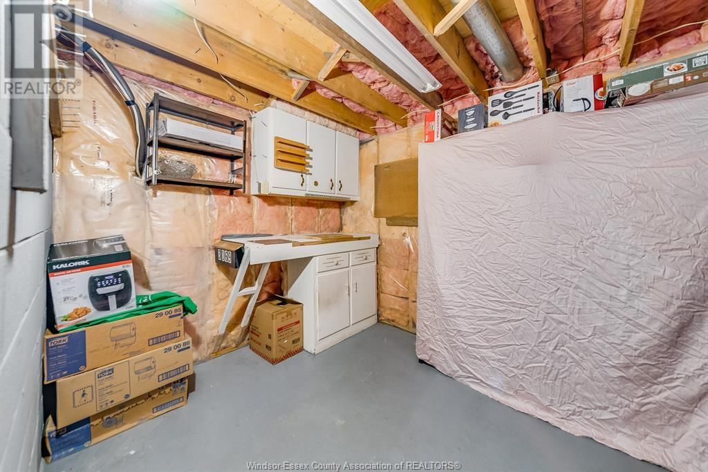 3169 CLEMENCEAU BOULEVARD Image 38