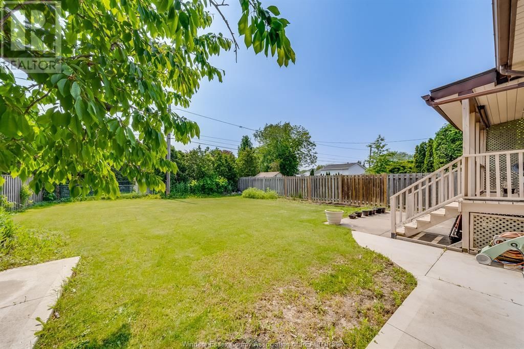 3169 CLEMENCEAU BOULEVARD Image 45