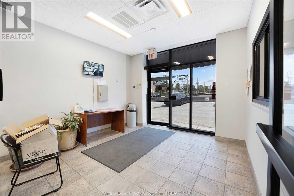1225 MCDOUGALL Image 11