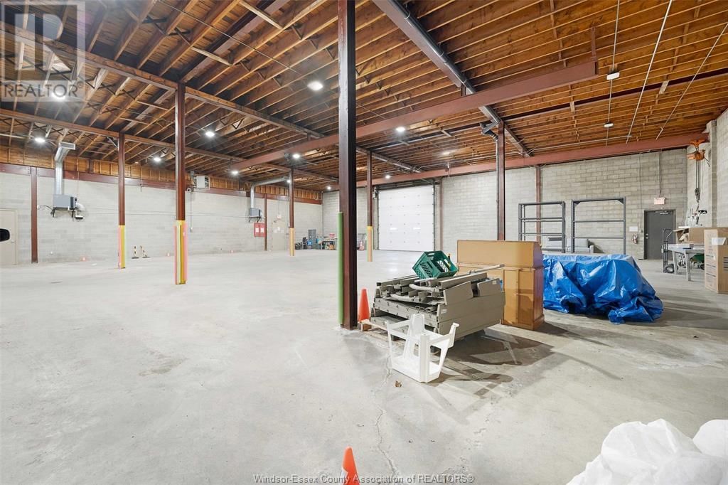 1225 MCDOUGALL Image 35