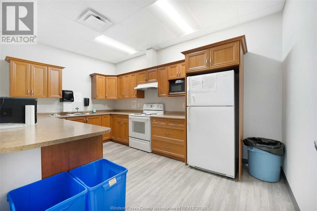 1225 MCDOUGALL Image 40