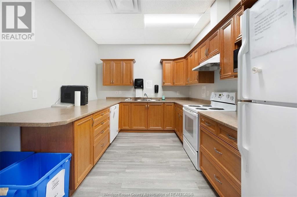 1225 MCDOUGALL Image 41