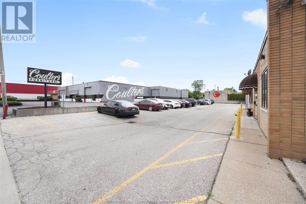 1225 MCDOUGALL Image 7