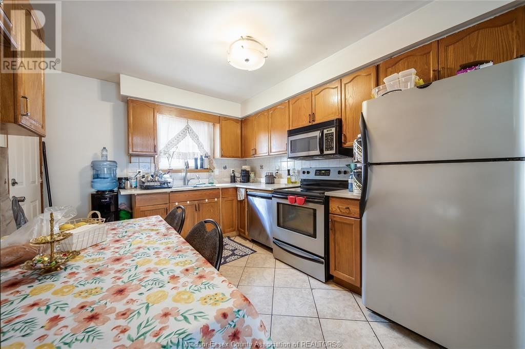 1063 BROOKVIEW Image 13