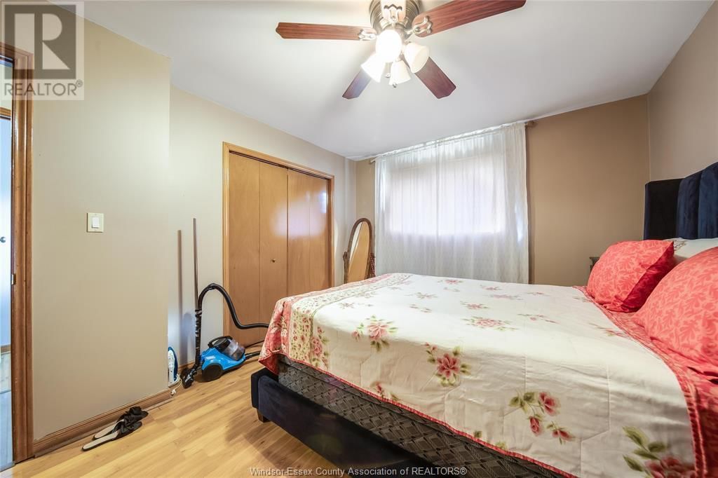 1063 BROOKVIEW Image 19