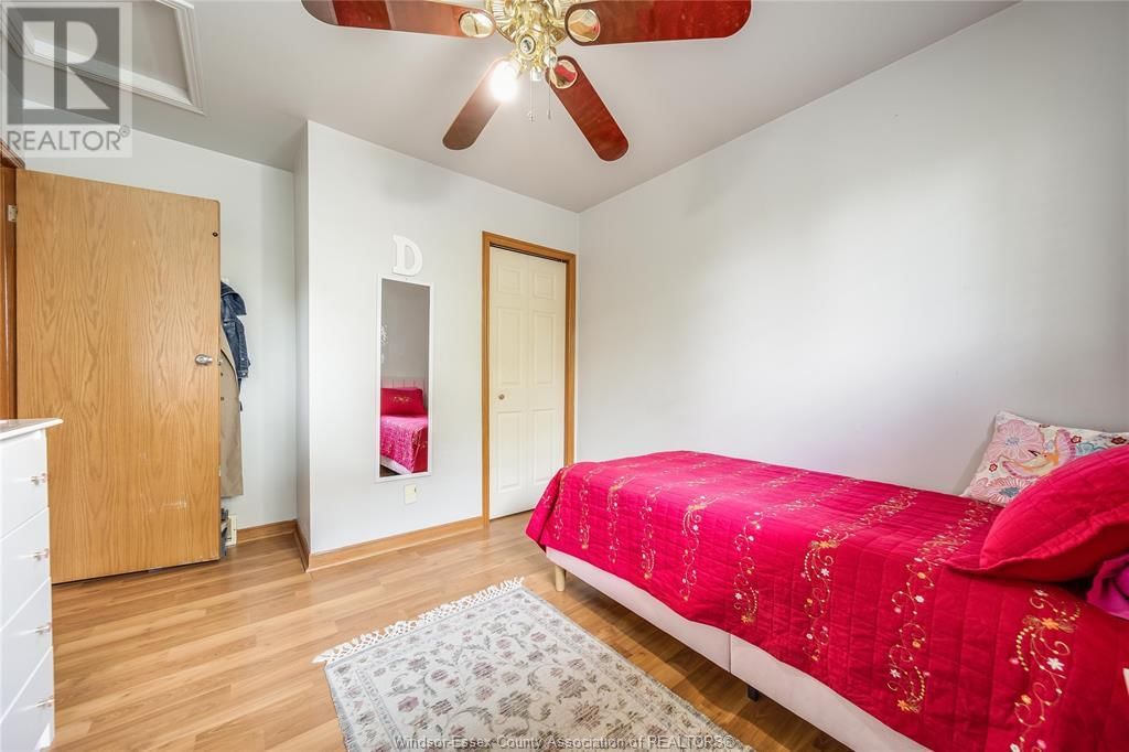 1063 BROOKVIEW Image 21