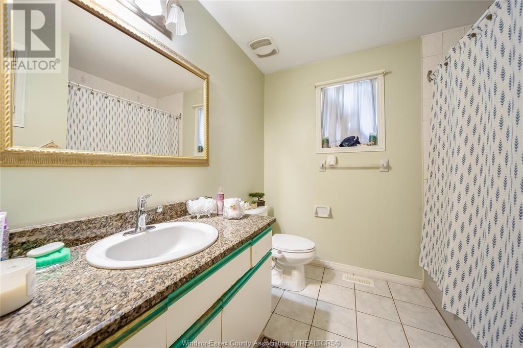 1063 BROOKVIEW Image 22