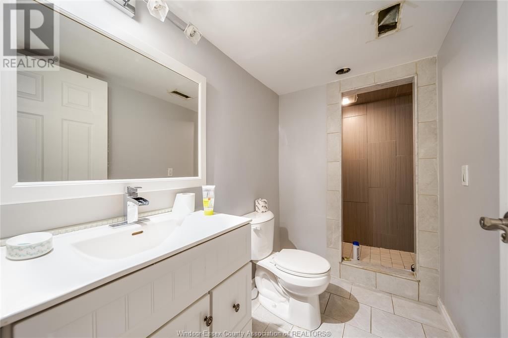 1063 BROOKVIEW Image 28