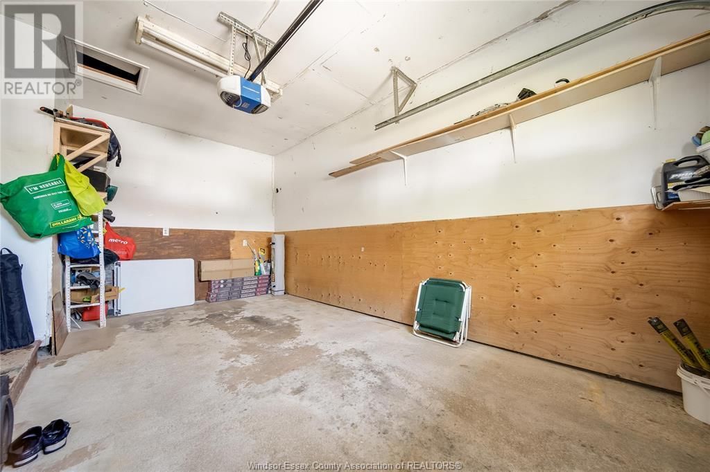 1063 BROOKVIEW Image 34