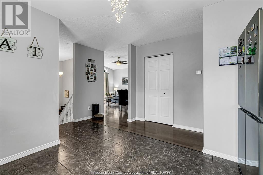 3858 ACORN COURT Image 14