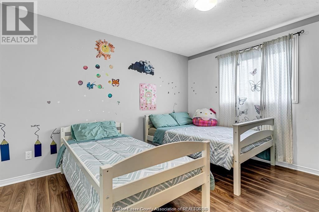 3858 ACORN COURT Image 17