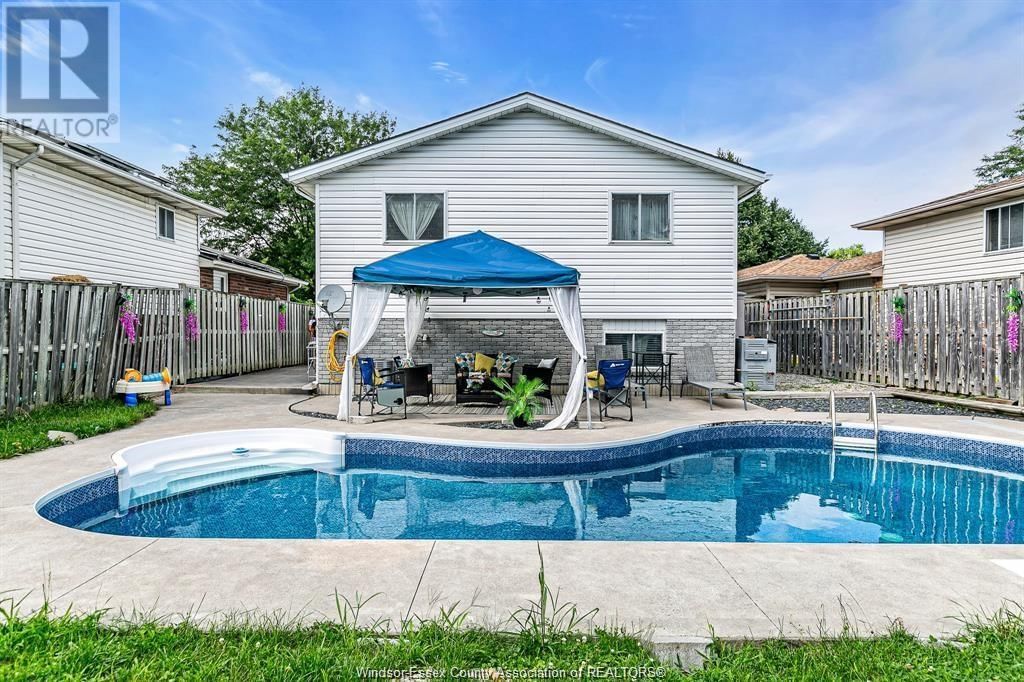 3858 ACORN COURT Image 28