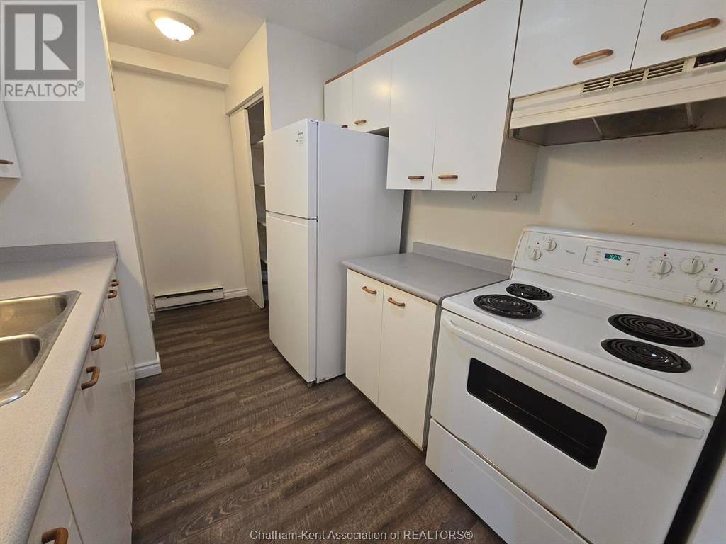 B203 - 12 MONTGOMERY DRIVE Image 3