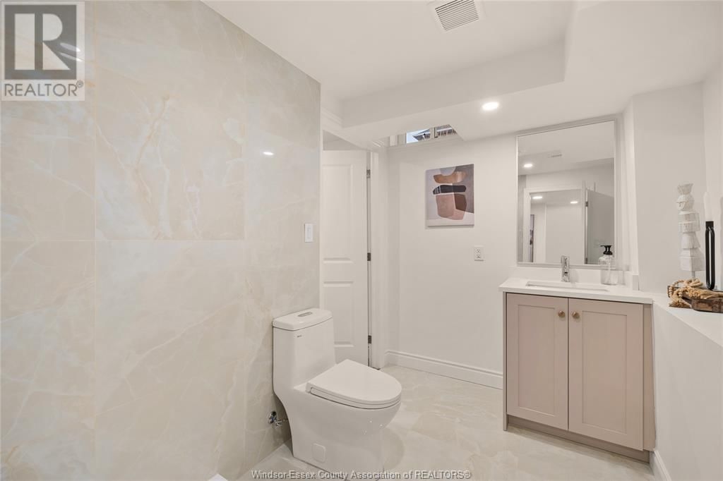3522 WHITESIDE DRIVE Image 45