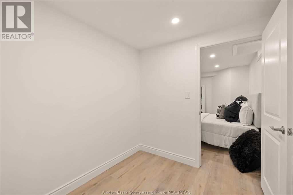 3522 WHITESIDE DRIVE Image 47