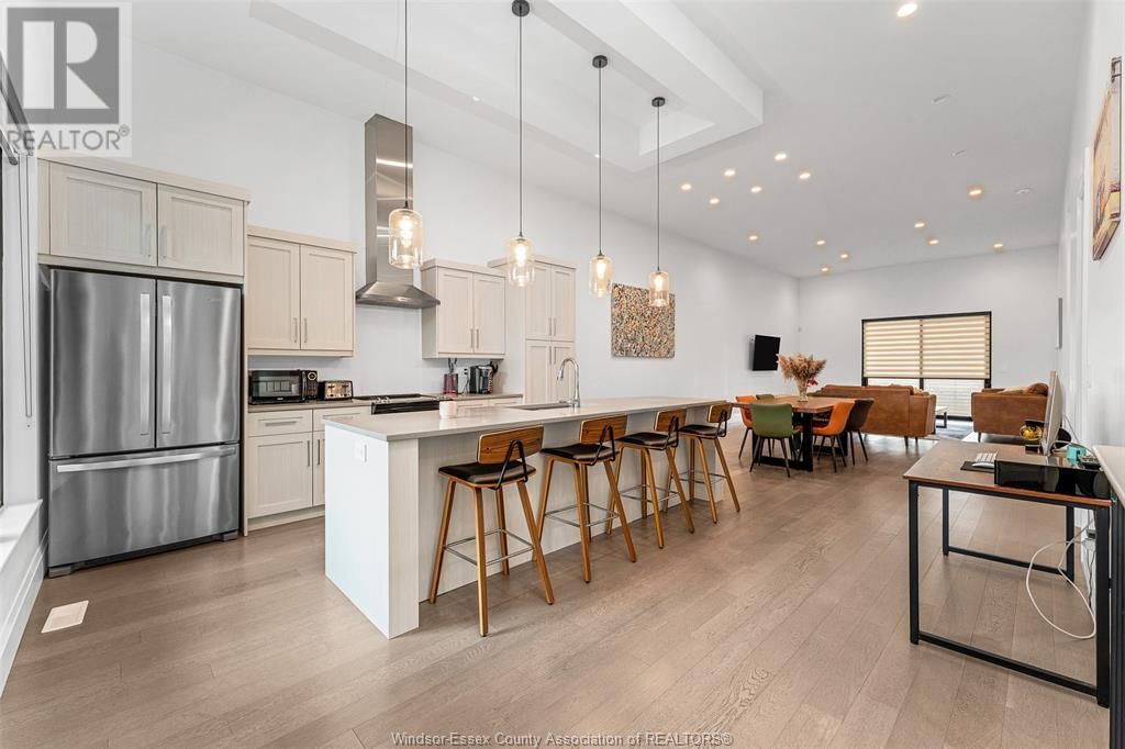 658 LILY MAC BOULEVARD Image 11