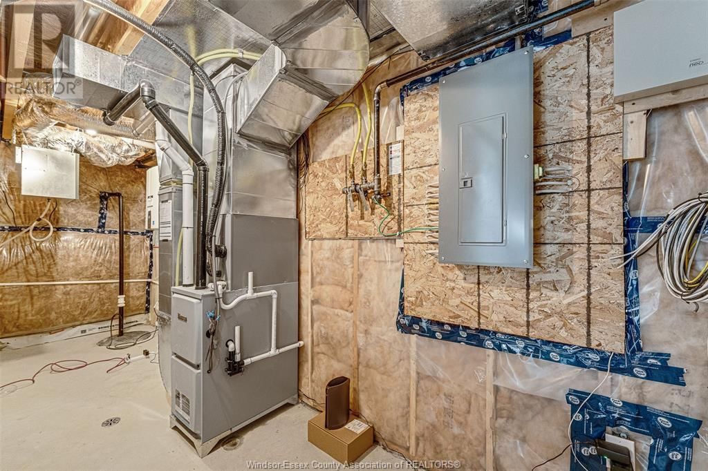 658 LILY MAC BOULEVARD Image 37