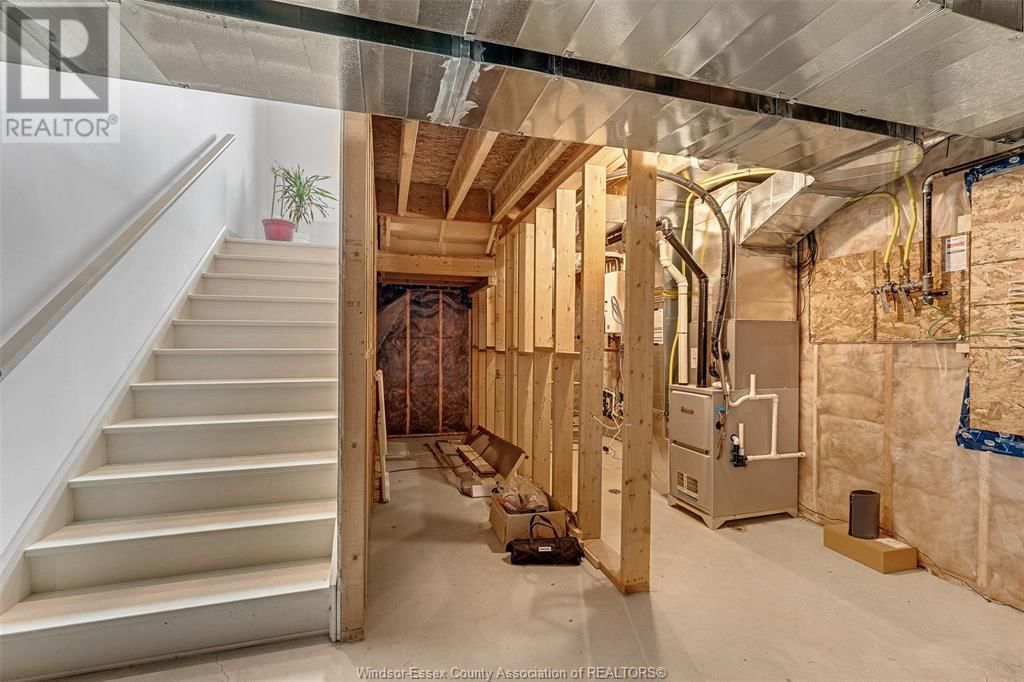 658 LILY MAC BOULEVARD Image 38