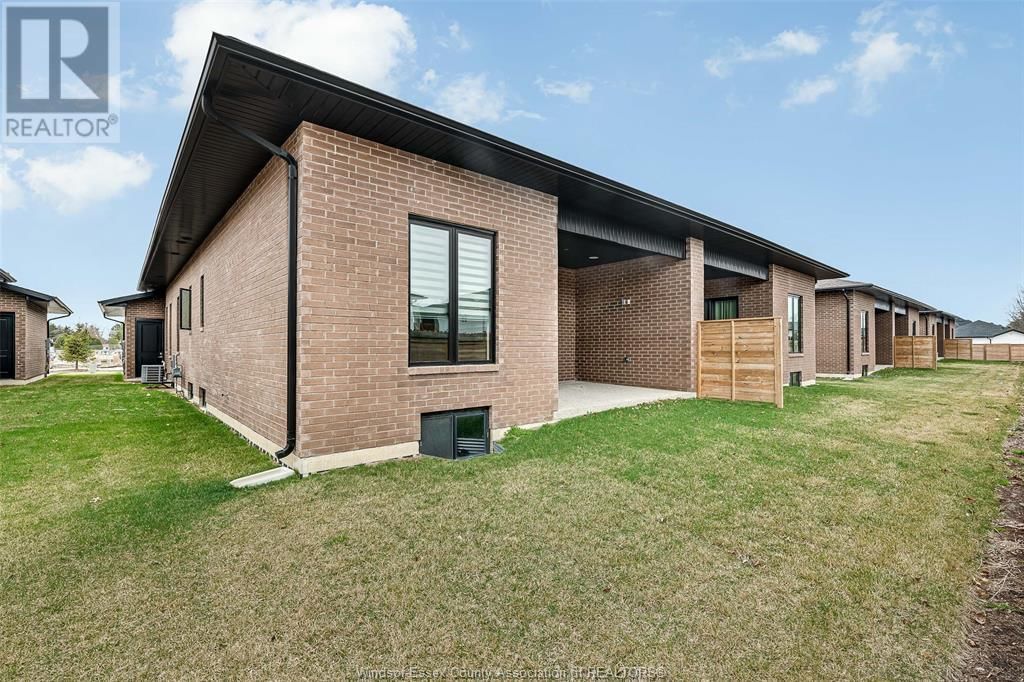 658 LILY MAC BOULEVARD Image 7