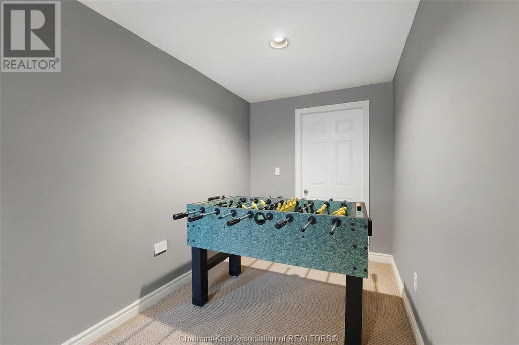 50 ST ANDREWS PLACE Image 34