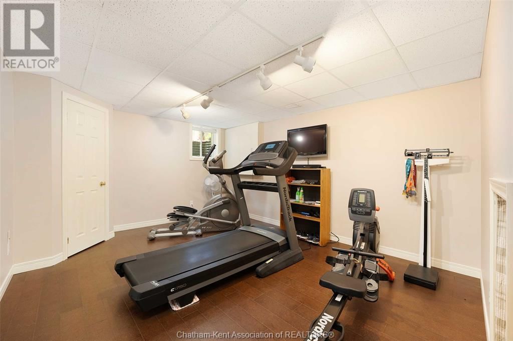 50 ST ANDREWS PLACE Image 39