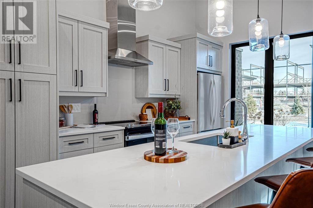 664 LILY MAC BOULEVARD Image 15