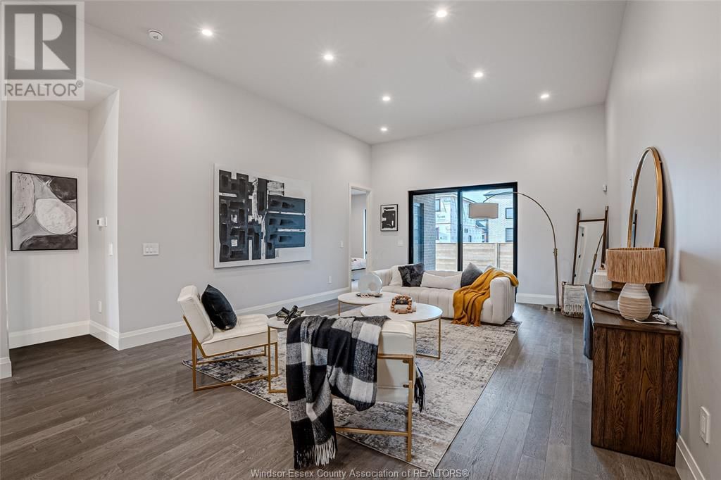 664 LILY MAC BOULEVARD Image 19