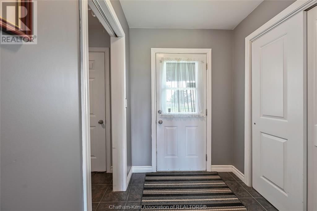 6233 EIGHTH LINE Image 24