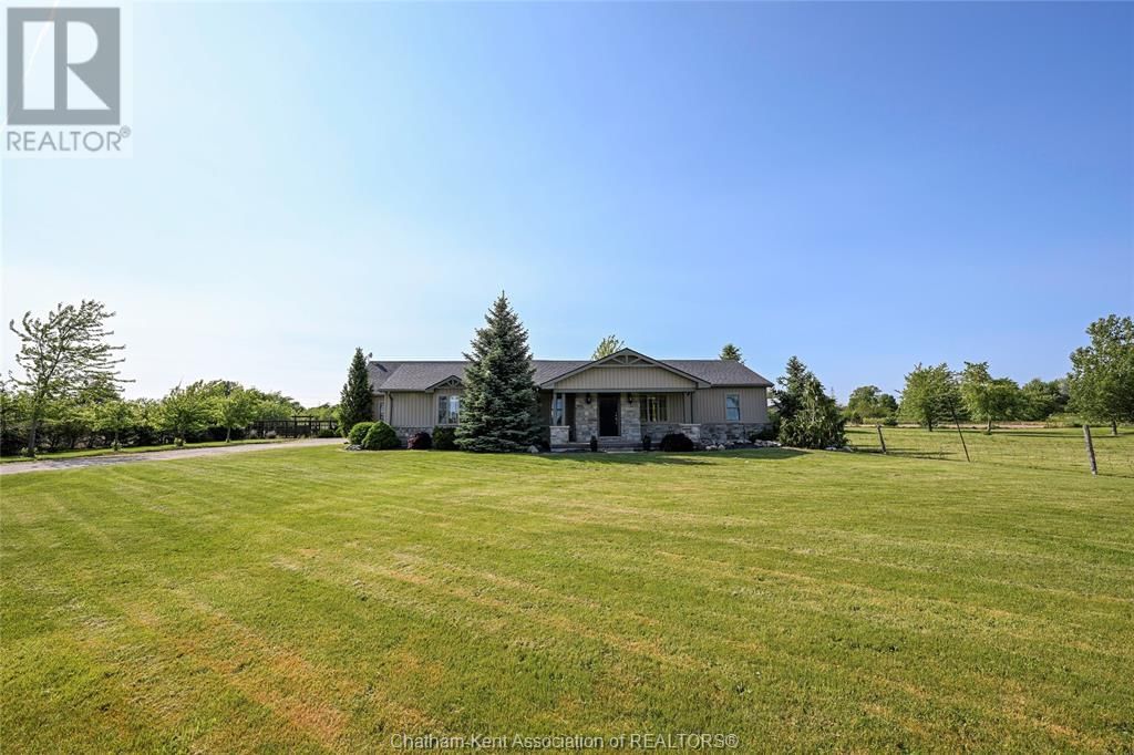 6233 EIGHTH LINE Image 44